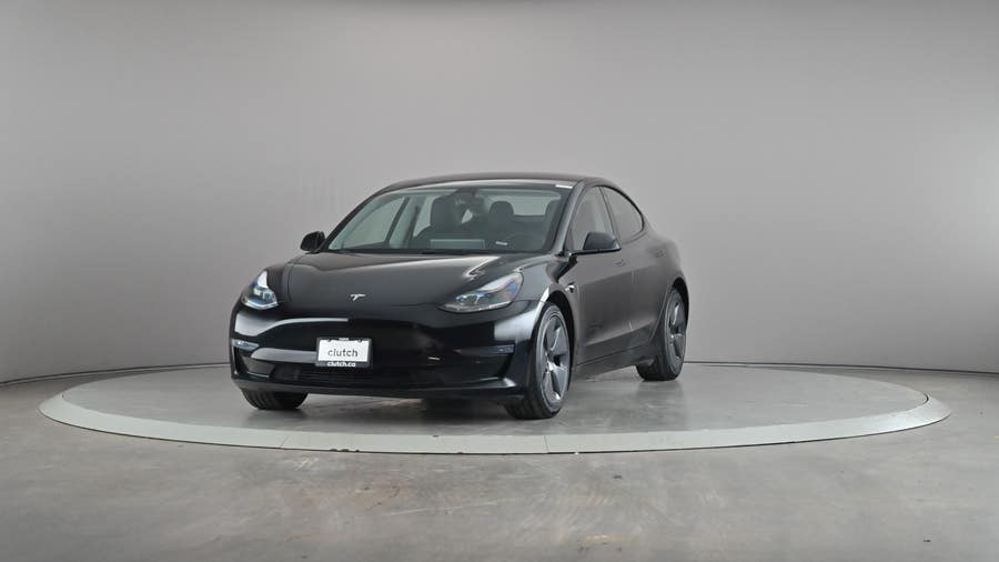 Vehicle photo 2
