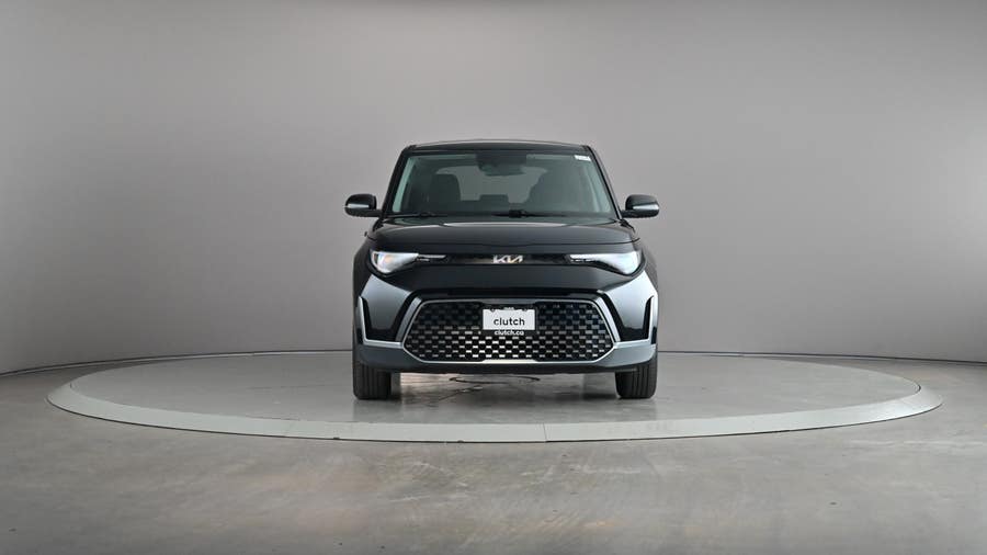 Vehicle photo 3