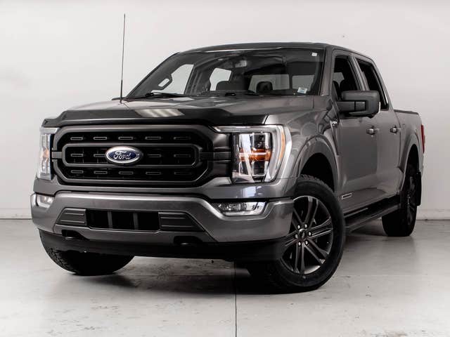 Ford F-150 XLT SuperCrew 5 1/2 ft 4x4