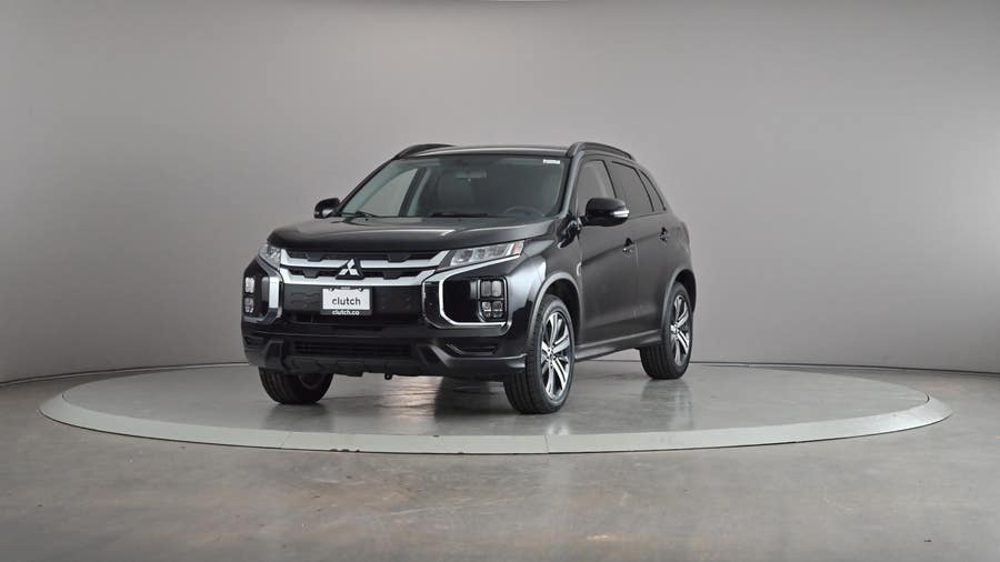 Vehicle photo 2