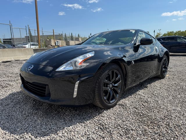 Nissan 370Z Base