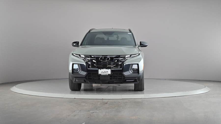 Vehicle photo 3