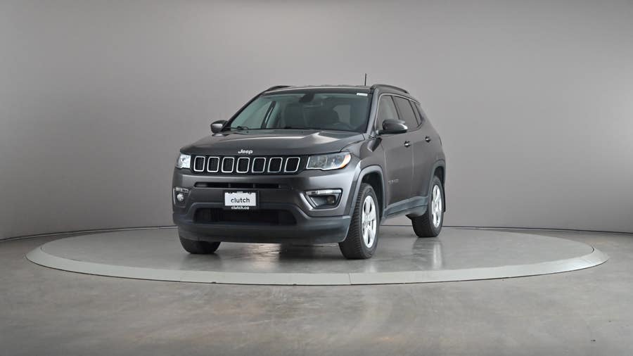 Vehicle photo 2