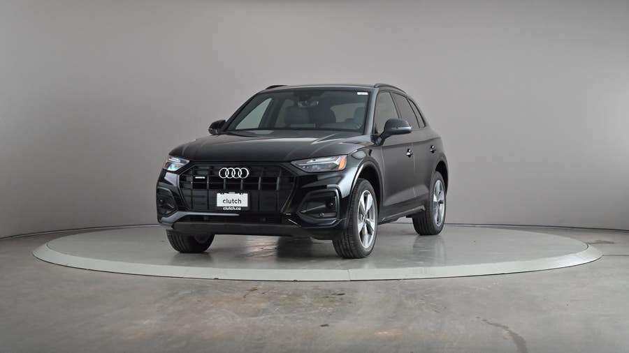 Vehicle photo 2
