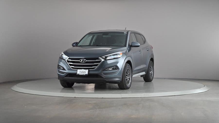 Vehicle photo 2