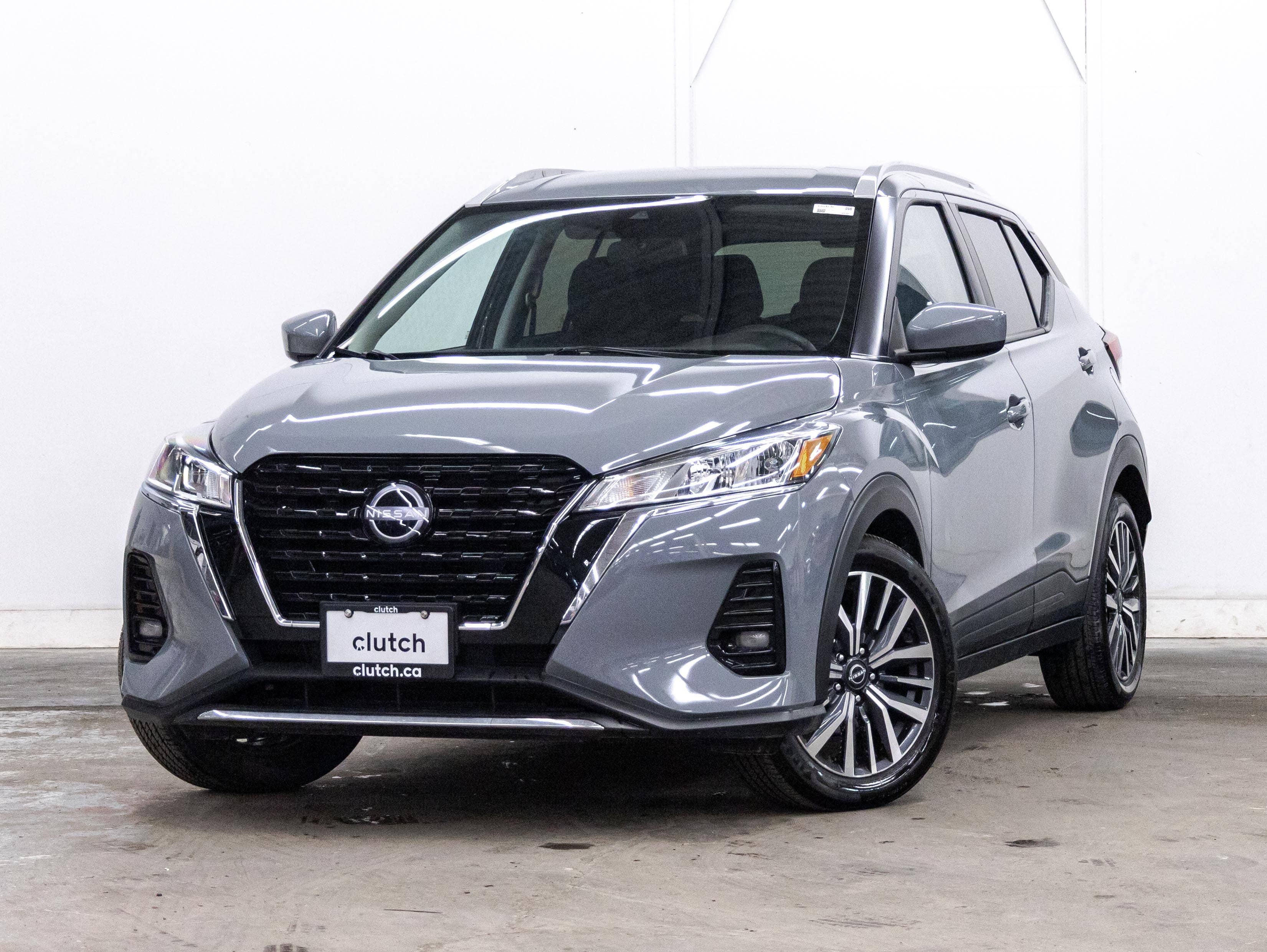 2022 Nissan Kicks SV FWD