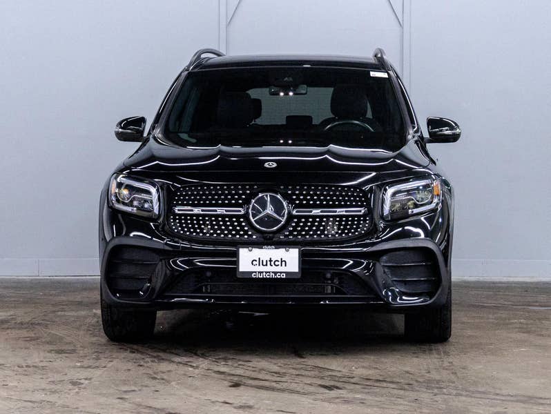 Vehicle photo 2