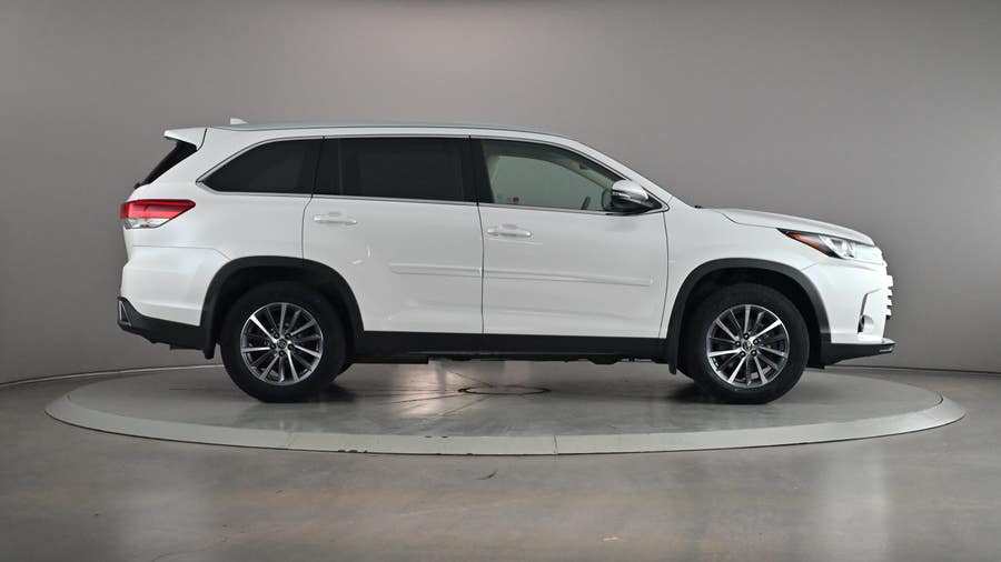 Vehicle photo 4