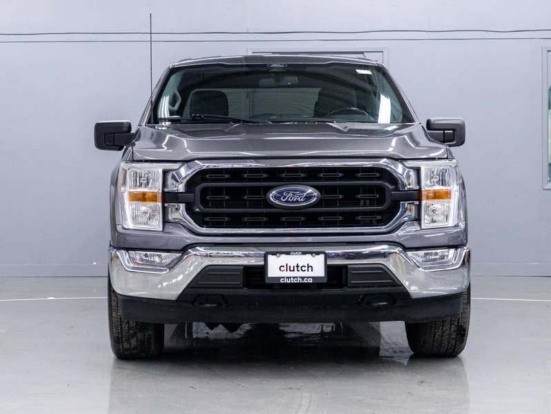 Vehicle photo 2