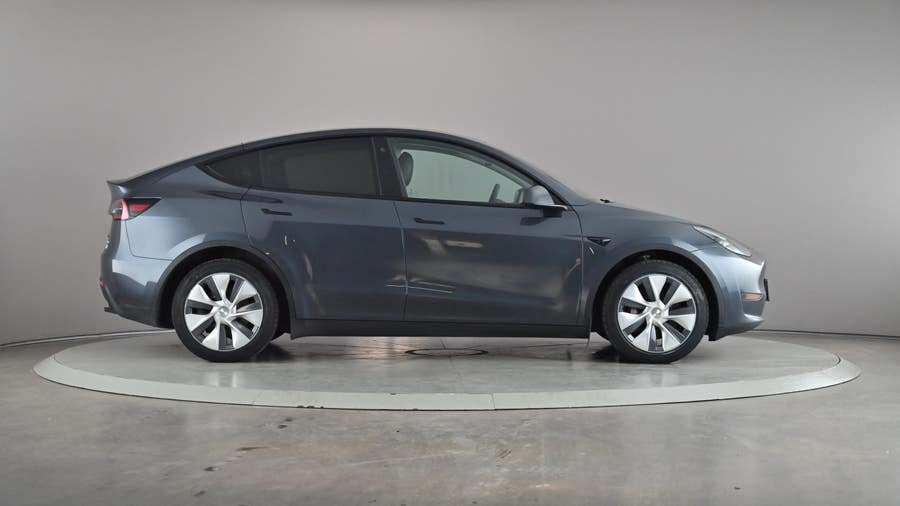 Vehicle photo 4