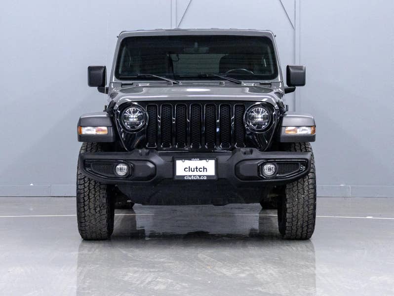 Vehicle photo 2