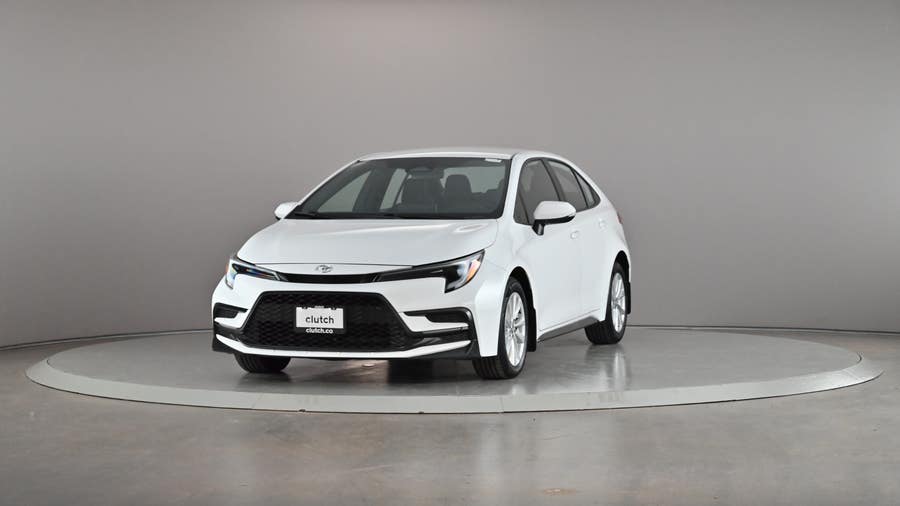Vehicle photo 2
