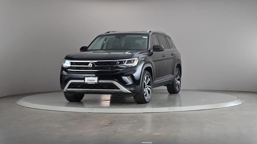 Vehicle photo 2