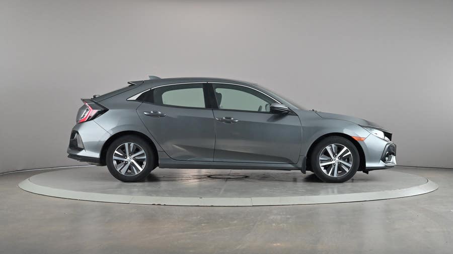 Vehicle photo 4