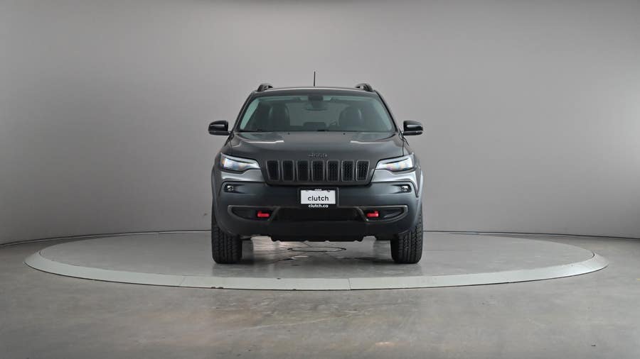 Vehicle photo 4