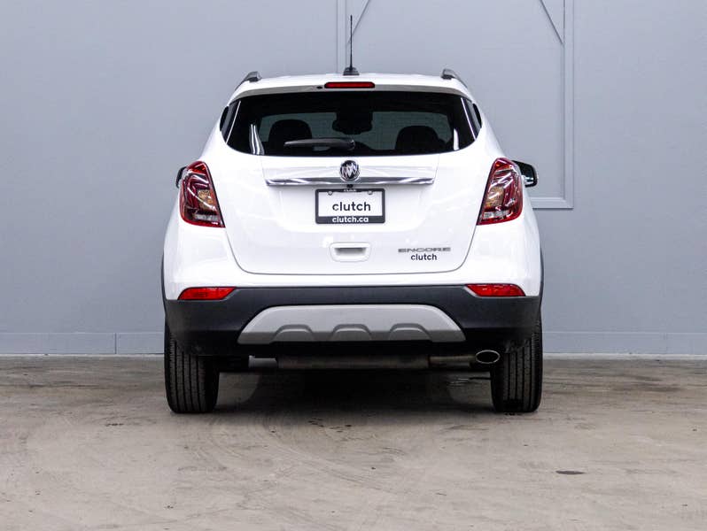 Vehicle photo 4