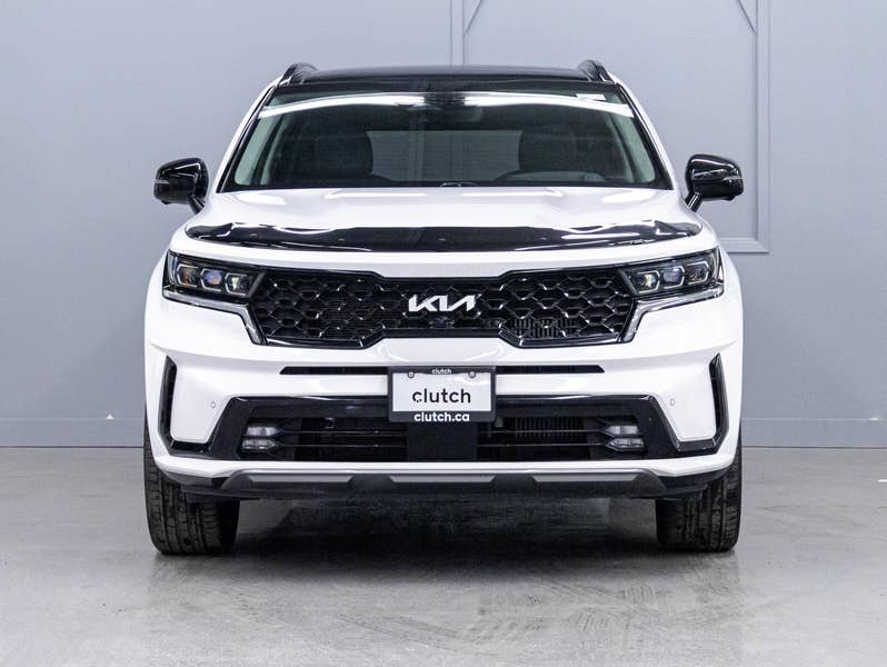 Vehicle photo 2