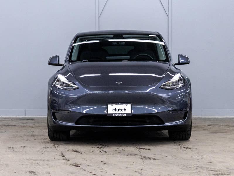 Vehicle photo 2