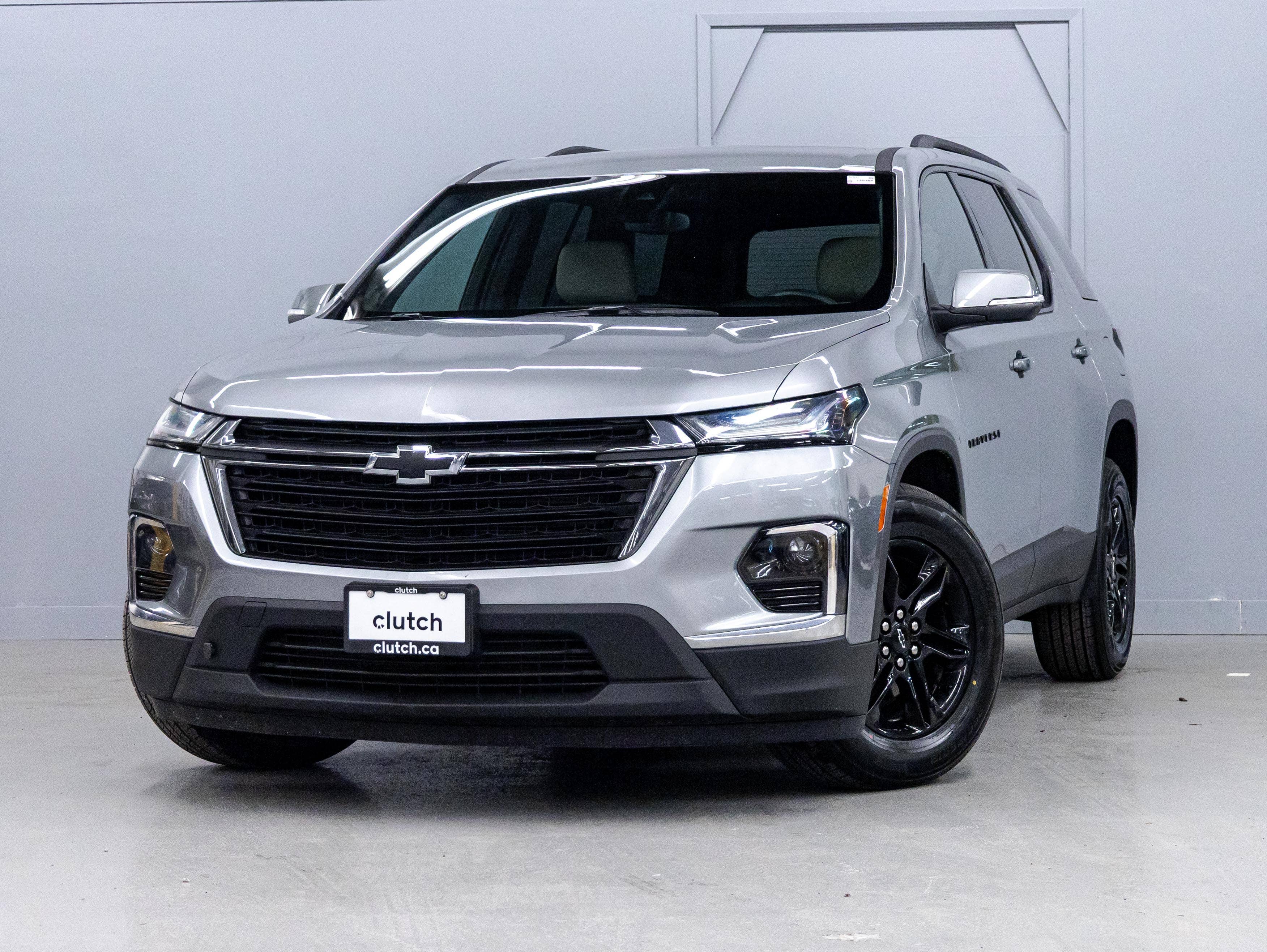 Gray 2023 Chevrolet Traverse SUV / Crossover Four-Wheel Drive Automatic
