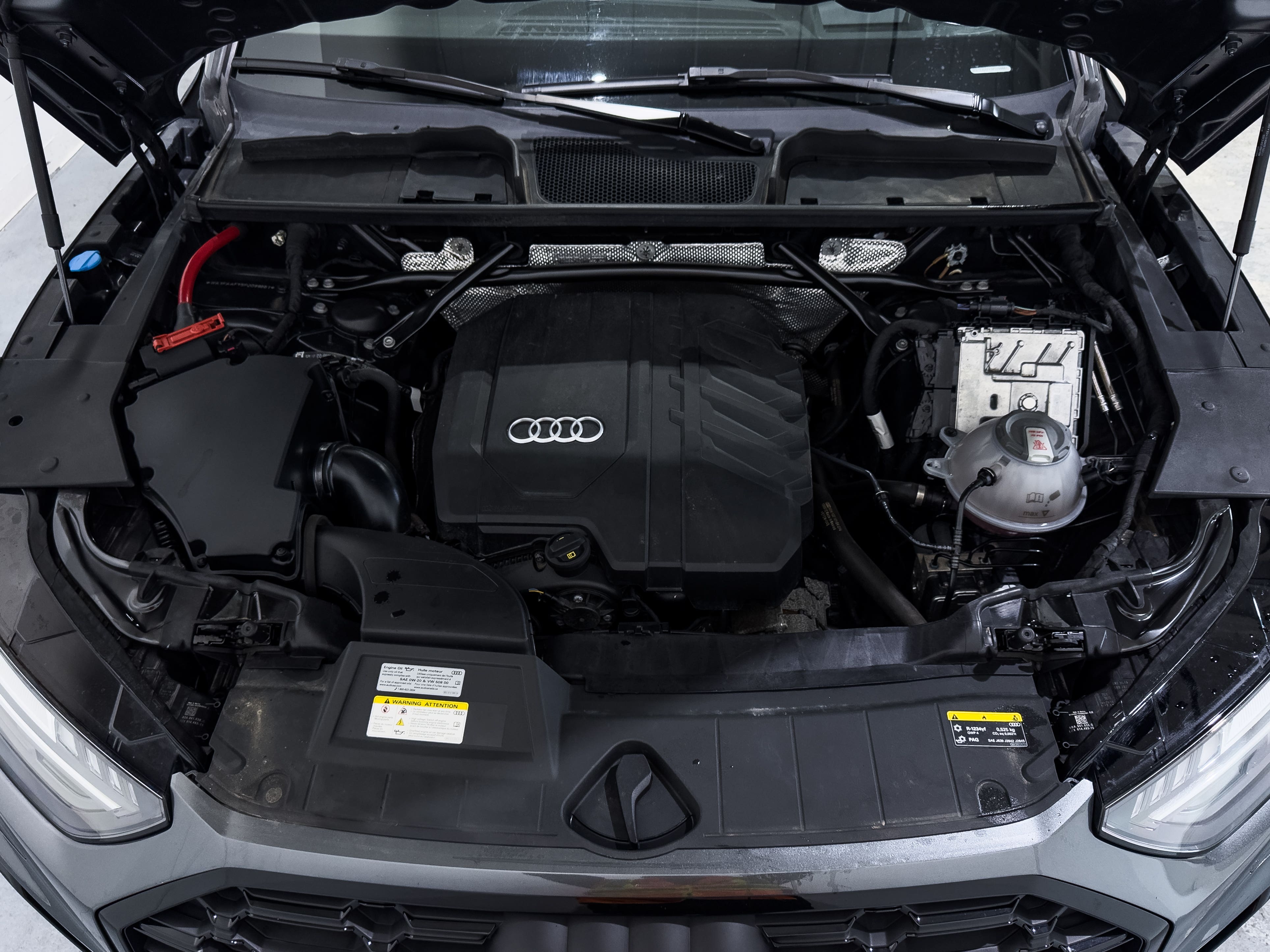  2023 Audi Q5 quattro Technik 45 TFSI   