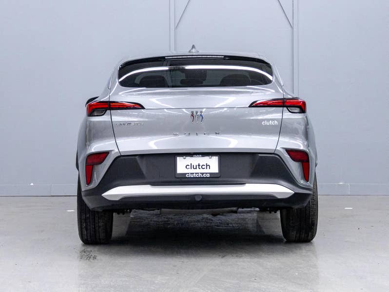 Vehicle photo 4