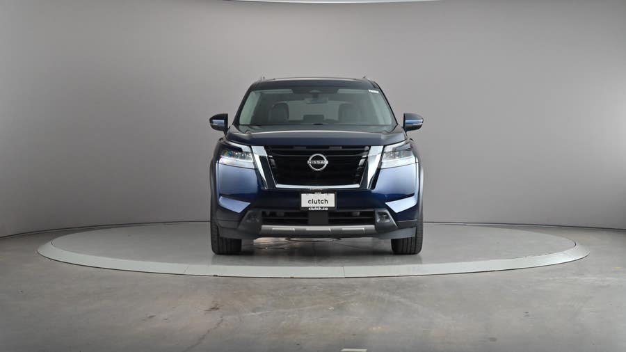 Vehicle photo 3