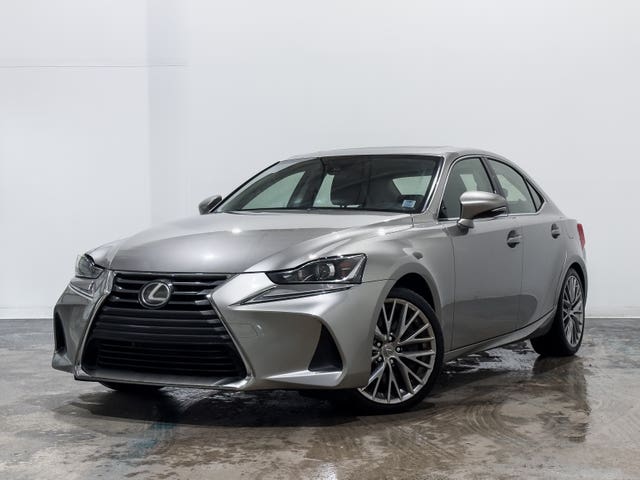 2017 Lexus IS