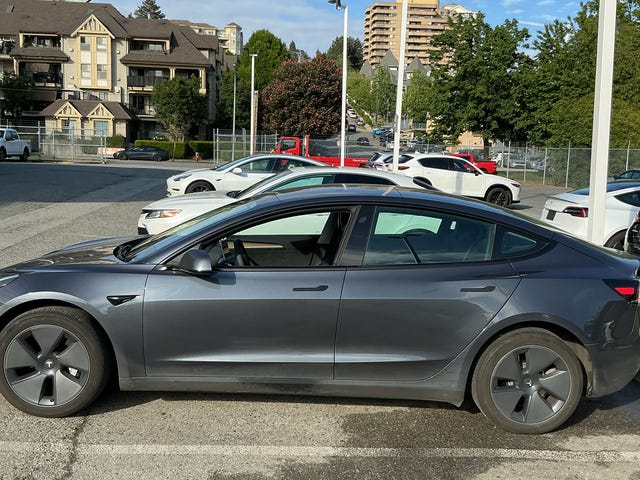 Tesla Model 3 RWD