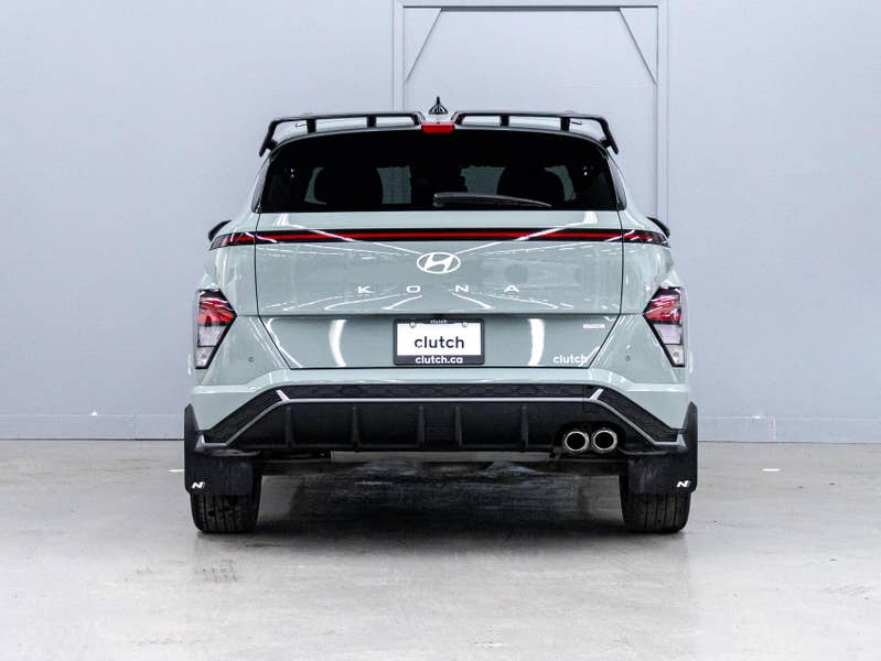 Vehicle photo 4