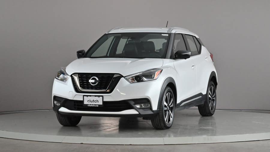 Vehicle photo 1