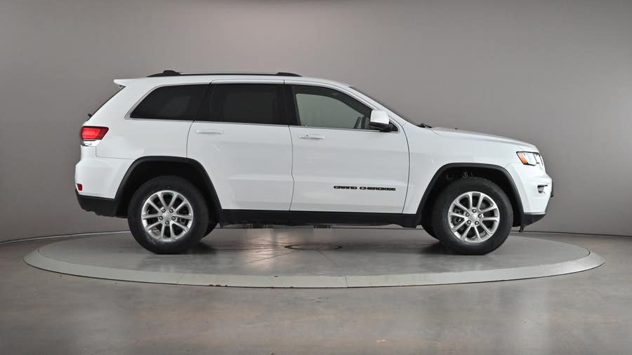 Vehicle photo 4