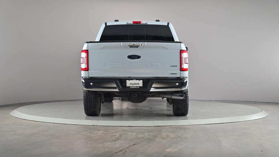 Vehicle photo 4