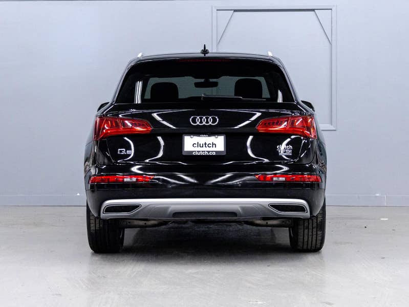 Vehicle photo 4