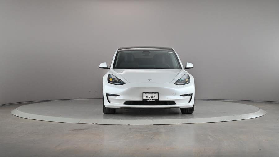 Vehicle photo 3