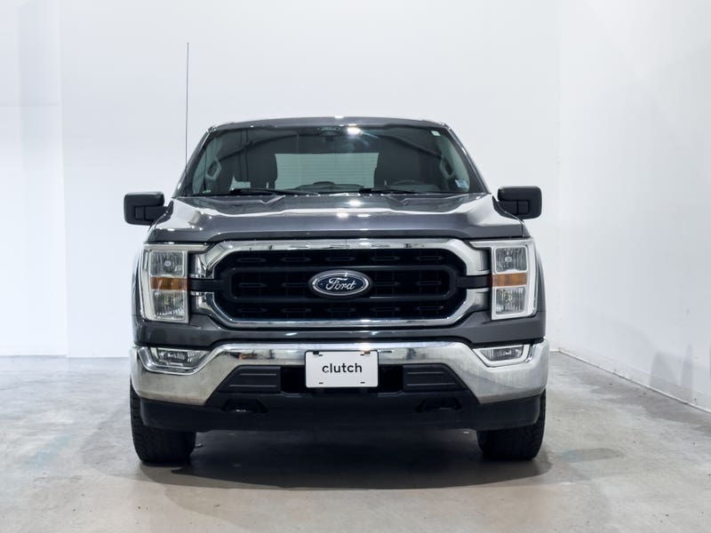 Vehicle photo 2