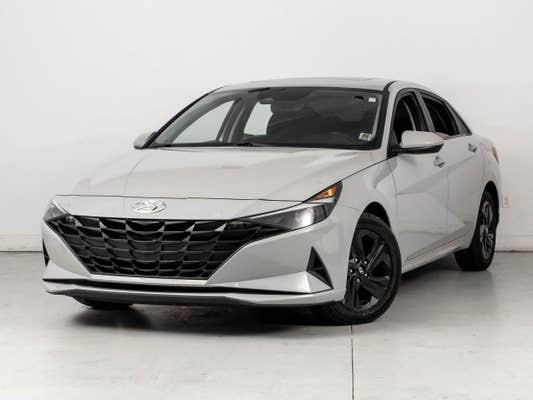 Hyundai Elantra Preferred IVT with Sun and Tech Package