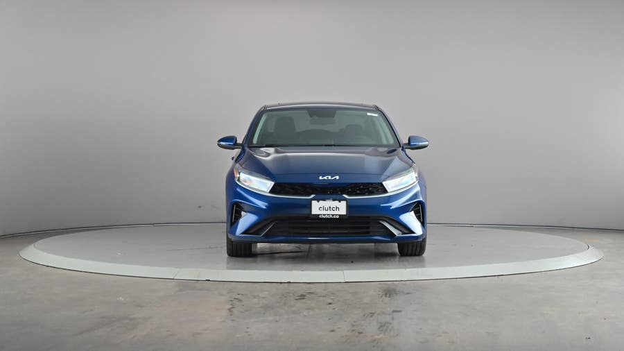 Vehicle photo 3