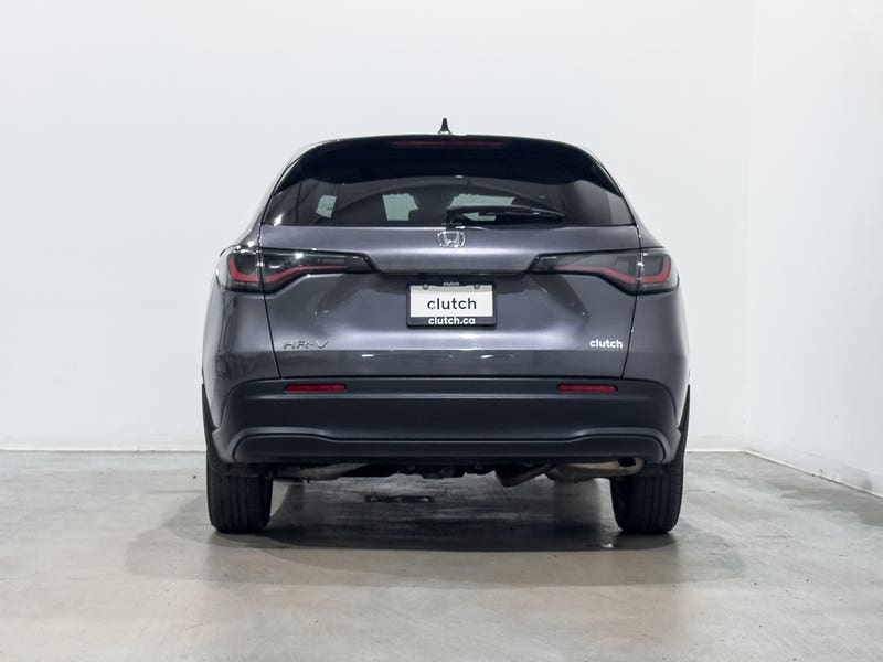 Vehicle photo 2