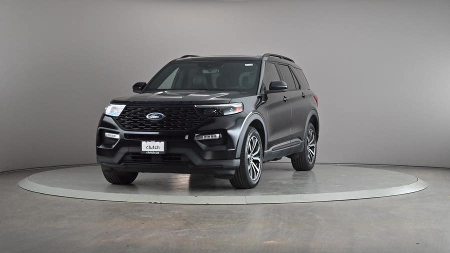 Vehicle photo 2
