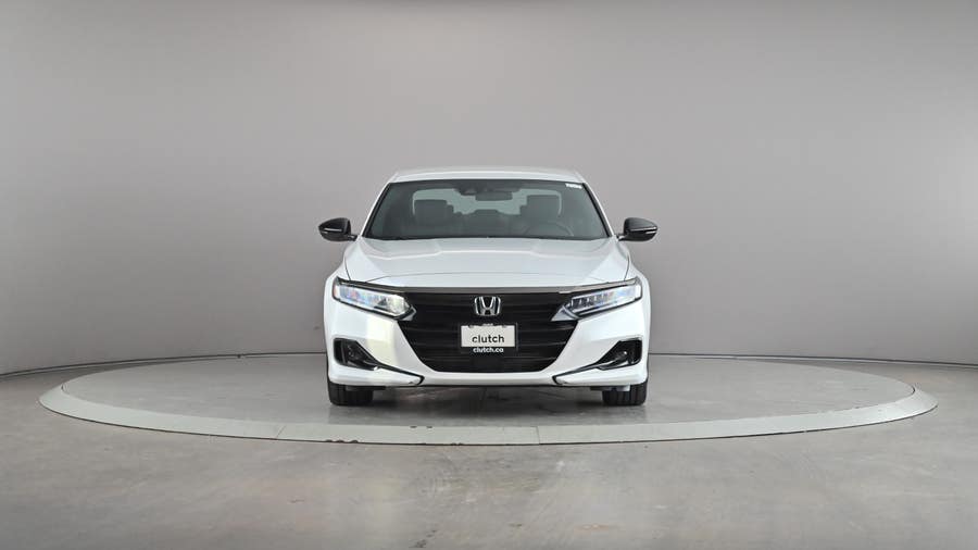 Vehicle photo 3