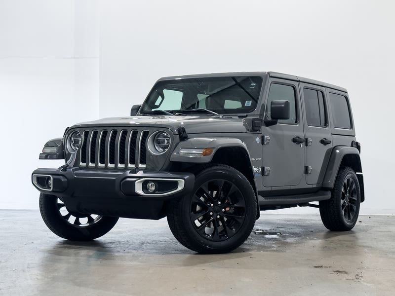 Vehicle photo 1