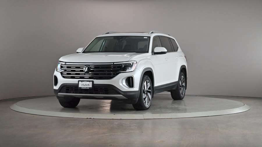 Vehicle photo 2