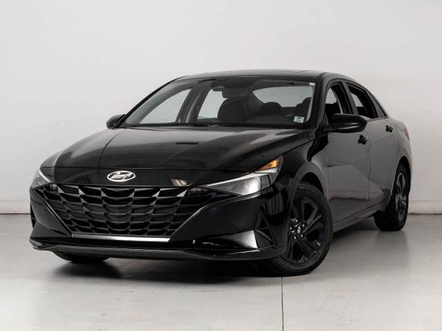 Hyundai Elantra Preferred IVT with Sun and Tech Package
