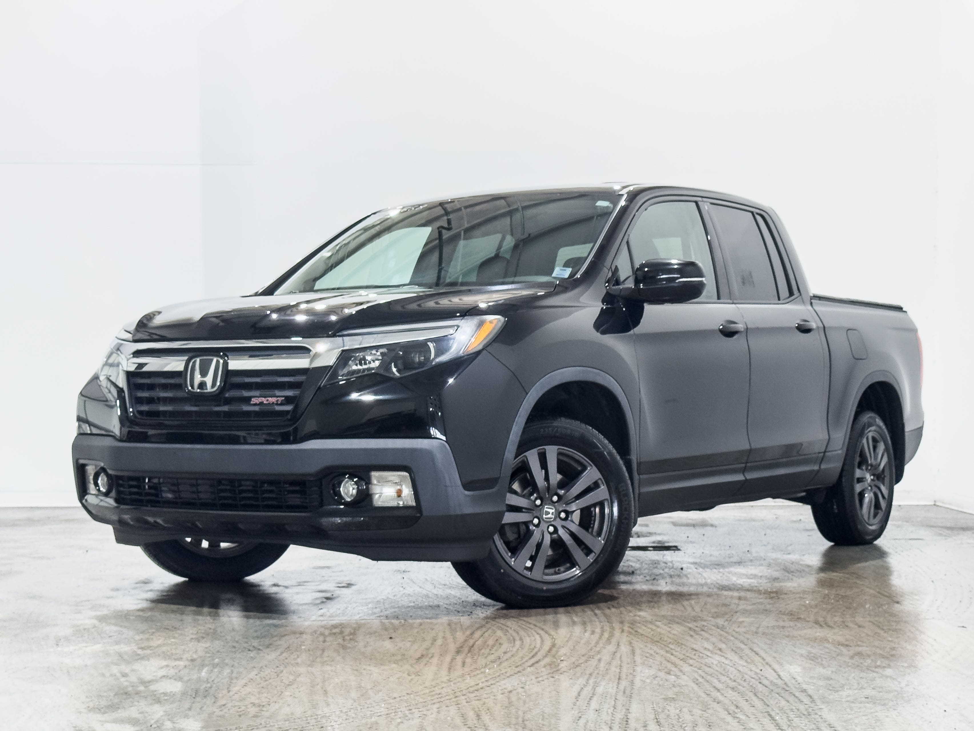 Black 2019 Honda Ridgeline Pickup Truck All-Wheel Drive Automatic