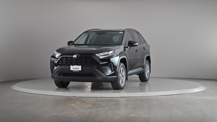 Vehicle photo 2