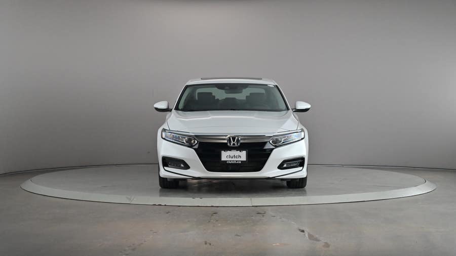 Vehicle photo 3