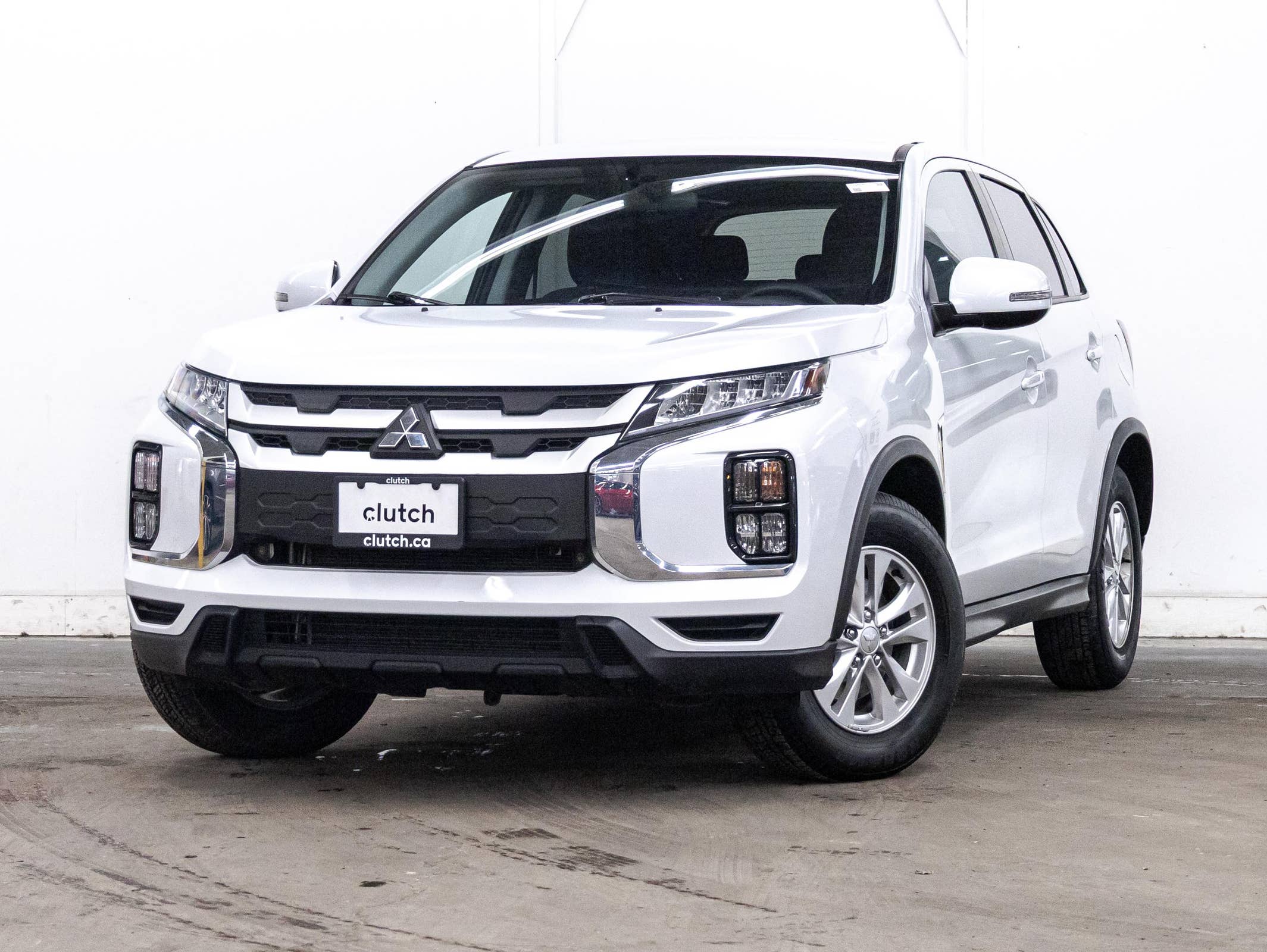 2022 Mitsubishi RVR SE