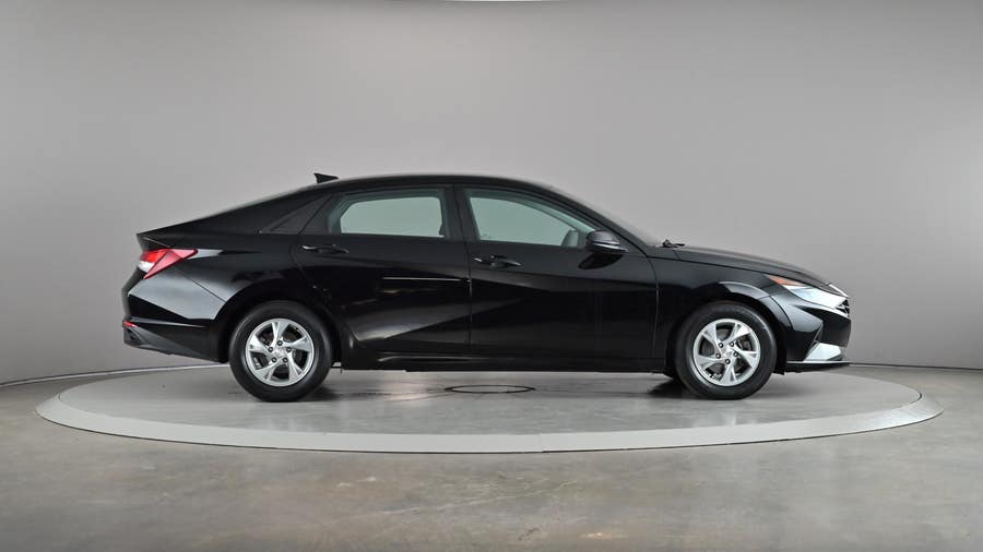 Vehicle photo 4
