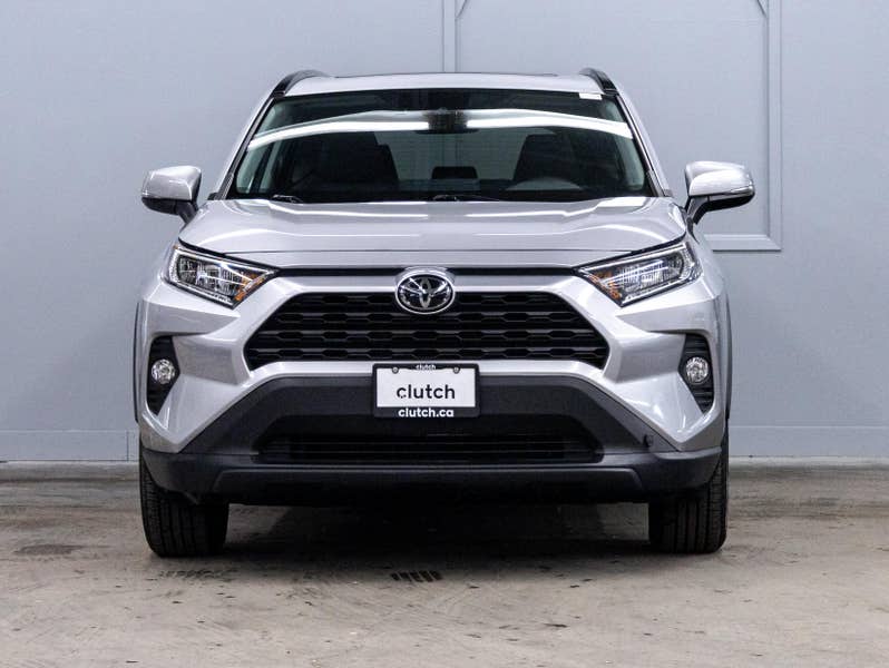 Vehicle photo 2