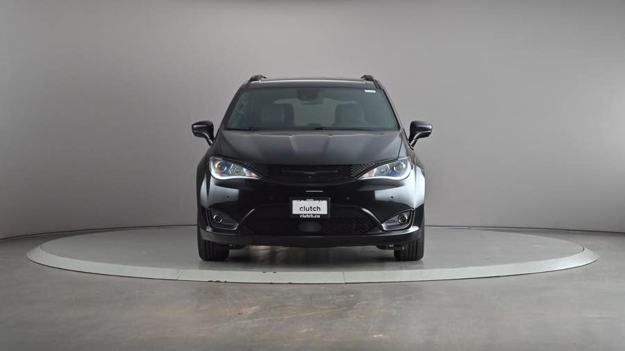 Vehicle photo 3